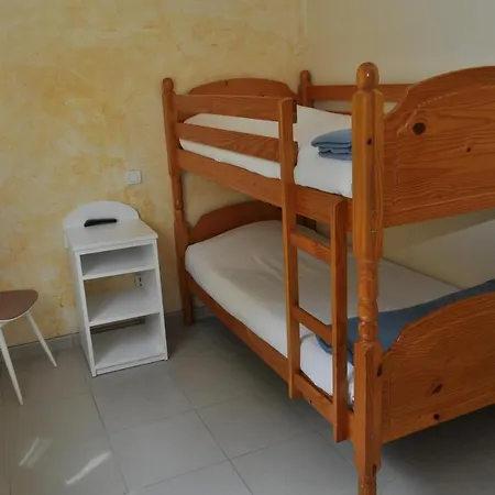 Hotel Les Mimosas Lunel (Herault)